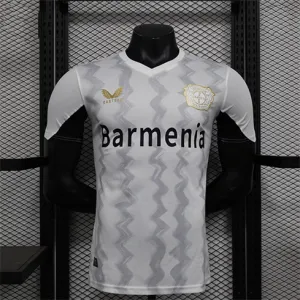 Bayer Leverkusen 2024/25 edición de jugador, kit de visita, blanco