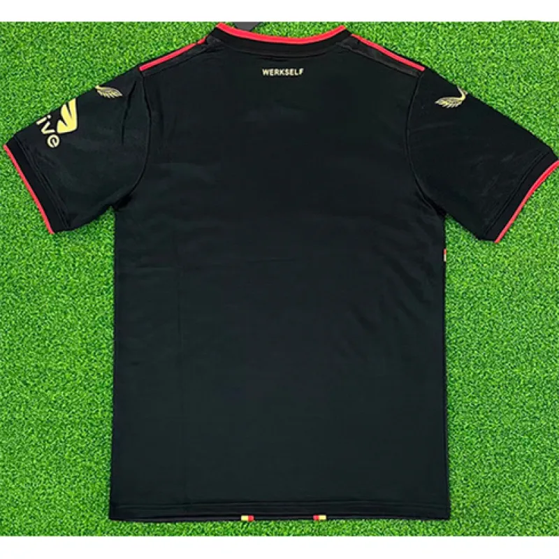 Bayer Leverkusen 2024/25, amarillo y negro