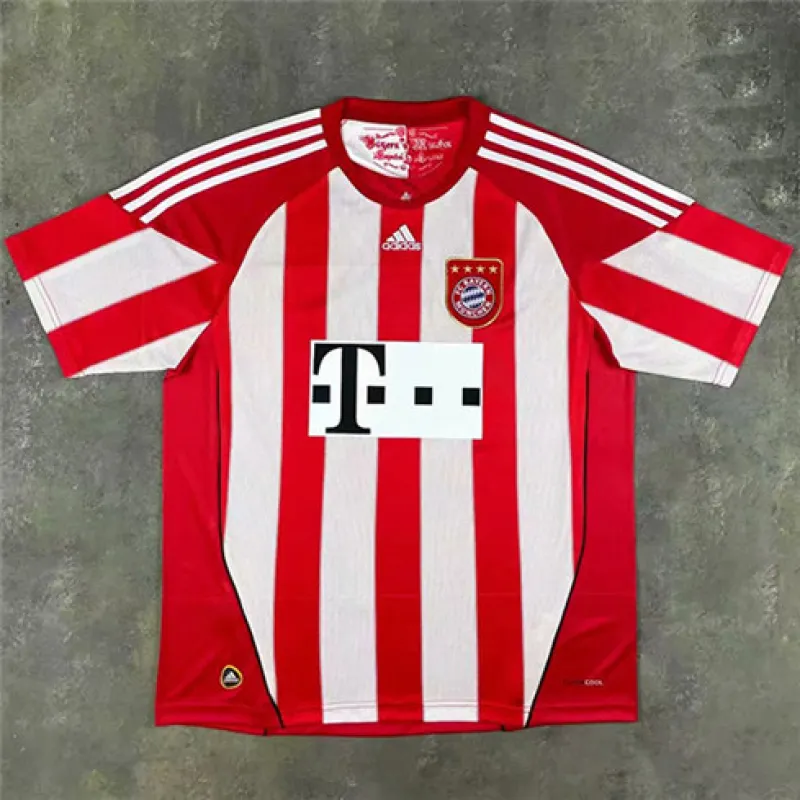Maglia retro di casa della Bayern Munich 2010 - 2011 - Rosso e Bianco