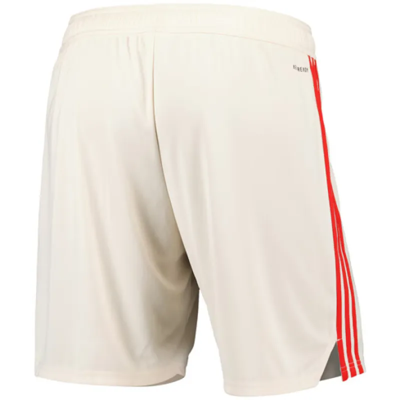 Shorts de troisième tenue blancs du Bayern Munich pour la saison 2024/2025