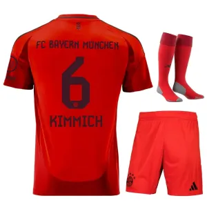 Kinder-Heimtrikot-Set von Bayern München 2024/25 - Fan-Version (Rot, Kimmich)