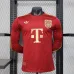 Bayern Monaco Maglia Giocatore a Maniche Lunghe Edizione di Anniversario 2025/26 - Rosso