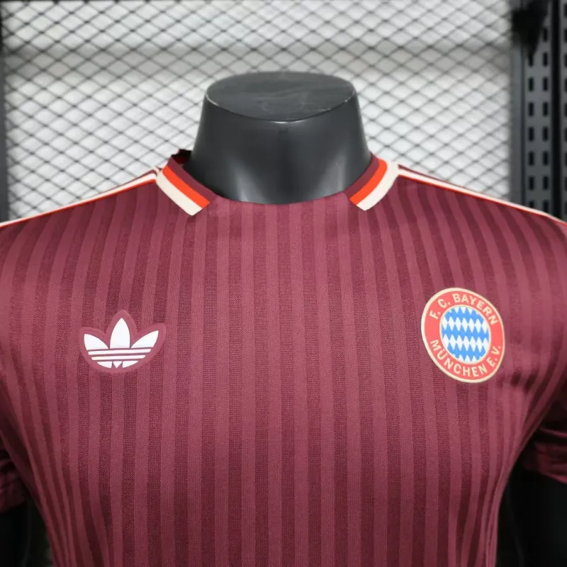 Bayern München Spieler-Trikot Sonderedition 2025/26 - Rot