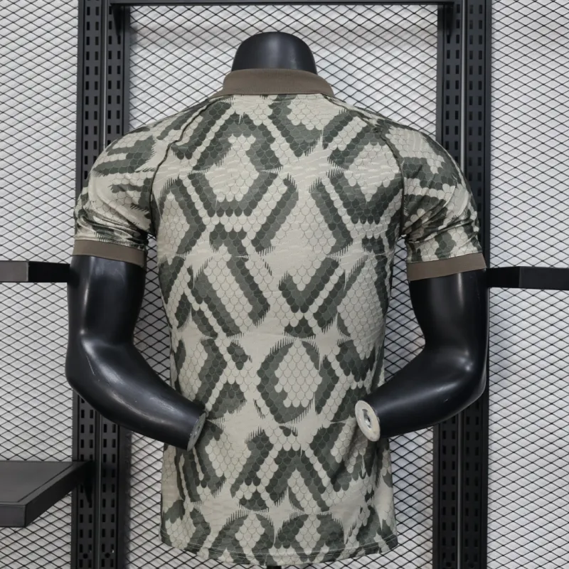 Bayern Munich Maillot de Joueur Édition Spéciale 2025/26 - Vert