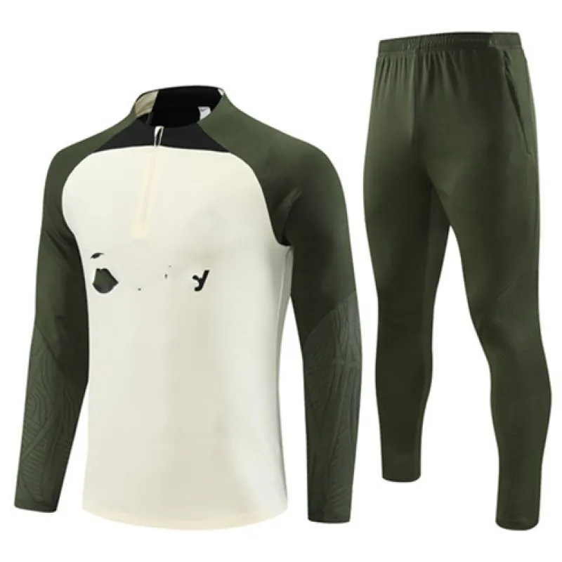Conjunto sportswear FC Barcelona 2024/25 beige