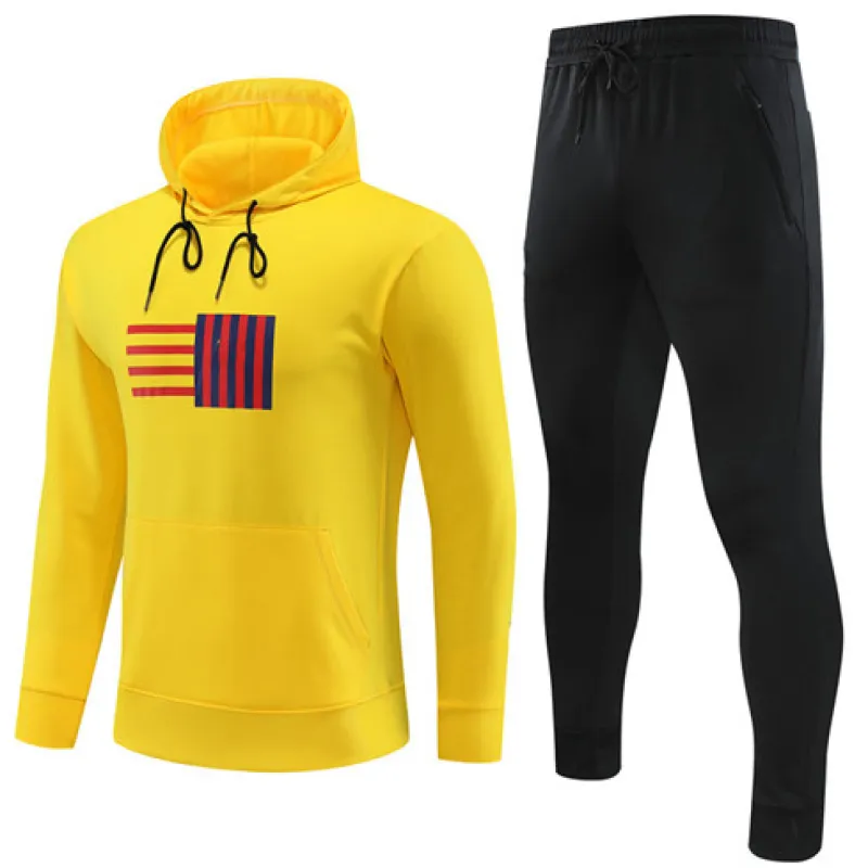 Conjunto sportswear FC Barcelona 2024/25 amarillo