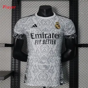 Maglia speciale della versione giocatore del Real Madrid 2024/25 - Bianca