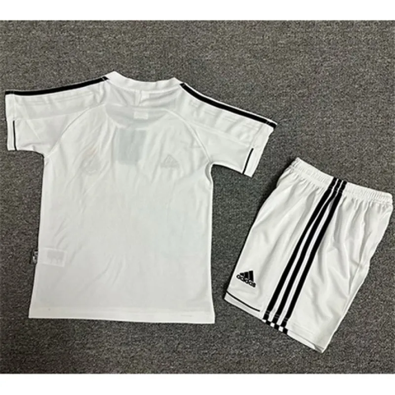 Maglia retro del Real Madrid 2003/04 campo casa - Bianca