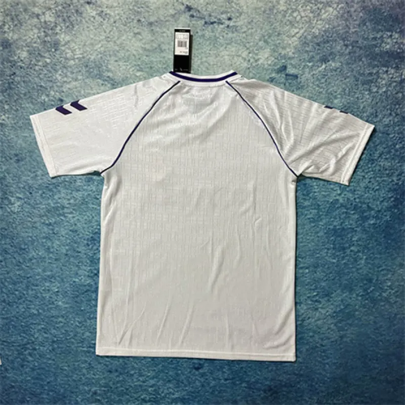 Maglia retro del Real Madrid 1990/92 campo casa - Bianca
