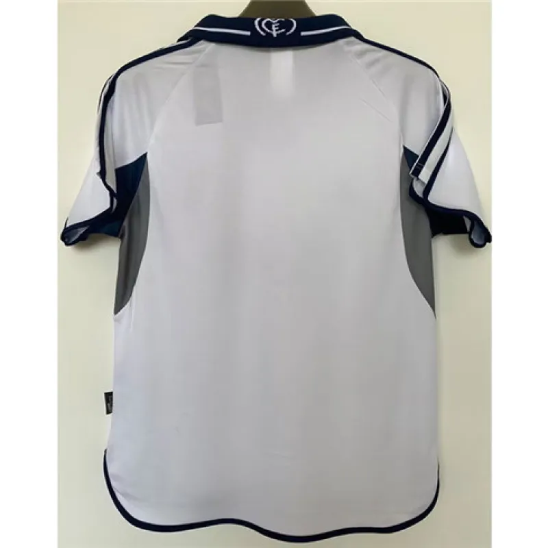 Maglia retro del Real Madrid 2000/01 campo casa - Bianca