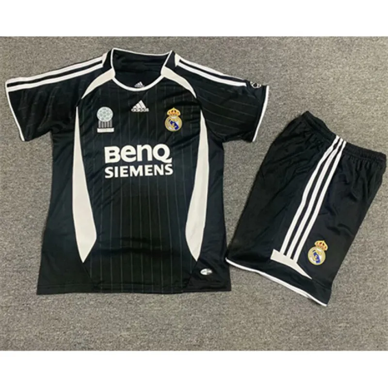 Real Madrid Children's Retro Jersey 2006/07 Away - Black