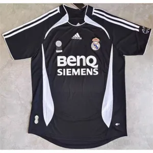 Real Madrid Retro Third Jersey 2006/07 - Black
