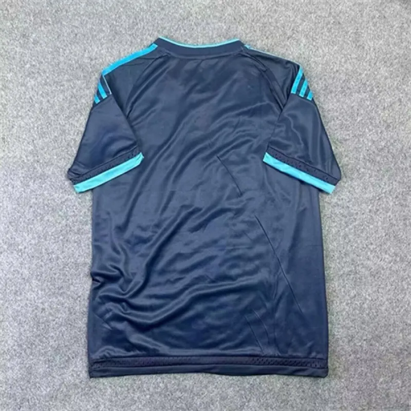 Maglia retro del Real Madrid 2015/16 Trasferta - Blu