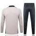 Ropa deportiva del Real Madrid 2024/25 - Gris