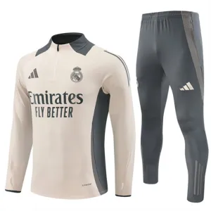 Ropa deportiva del Real Madrid 2024/25 - Albaricoque