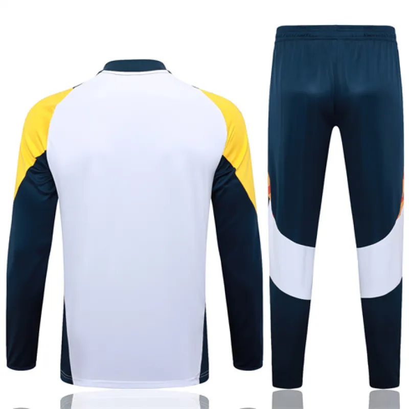 Ropa deportiva para niños del Real Madrid 2024/25 - Blanca