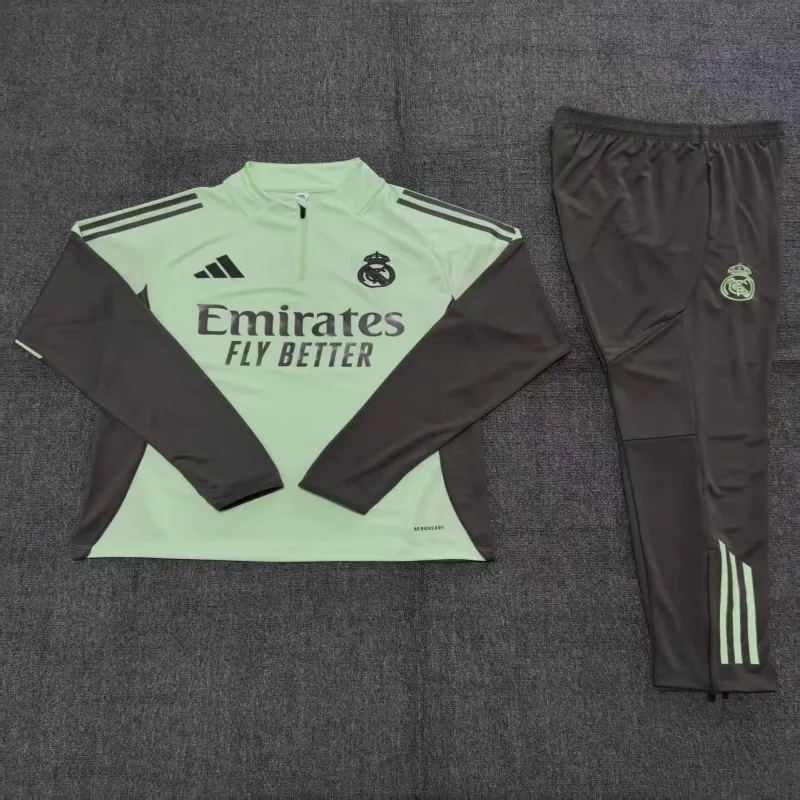 Real Madrid 2025/26 Kinder Sportanzug hellgrün