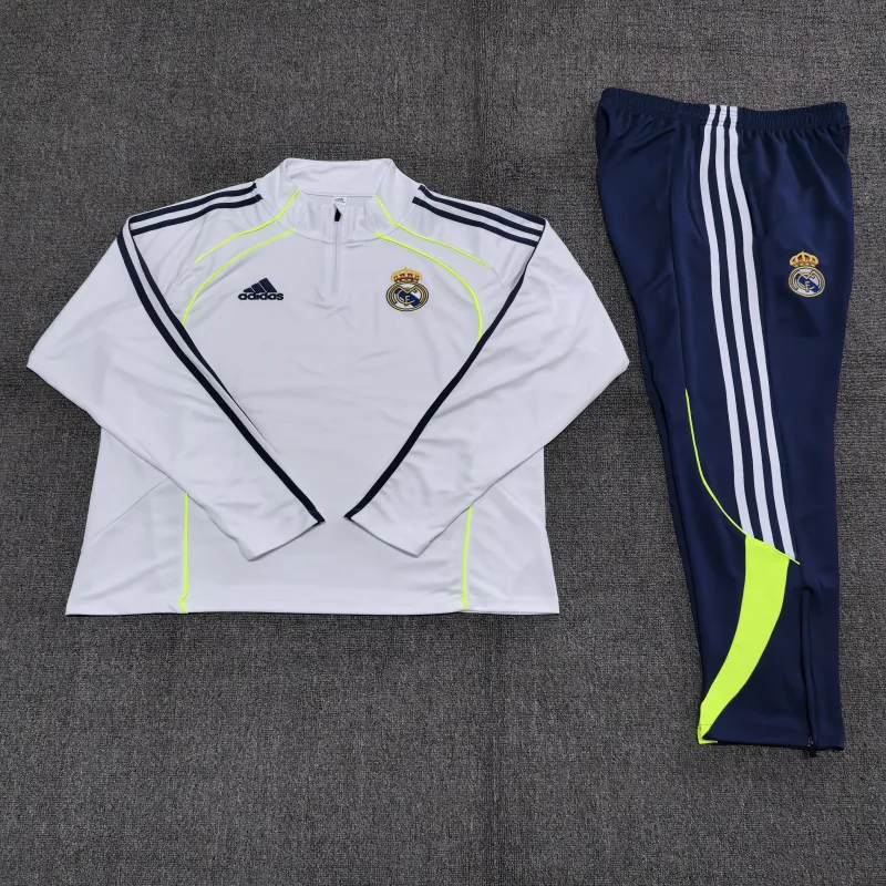 Real Madrid 2025/26 Kinder Sportanzug weiß