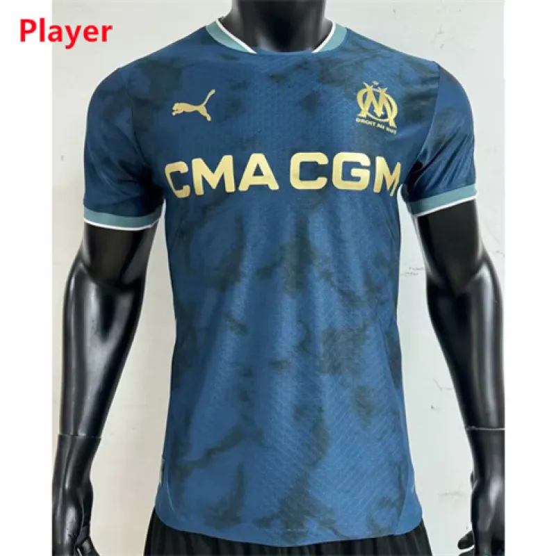 Maglia della versione giocatore di trasferta dell'Olympique di Marsiglia 2024/25 - Azzurra