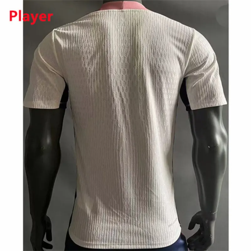 Uniforme de entrenamiento de la versión jugador de Paris Saint-Germain 2024/25 - Beige