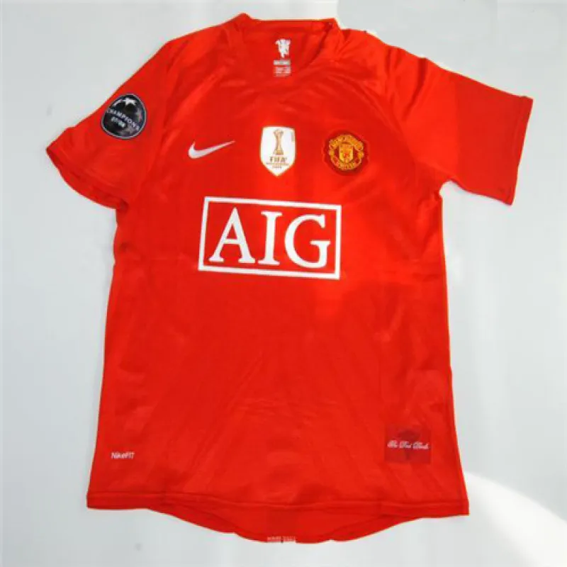 Maillot rétro de la finale de la Ligue des Champions UEFA 2007/08 de Manchester United - Rouge