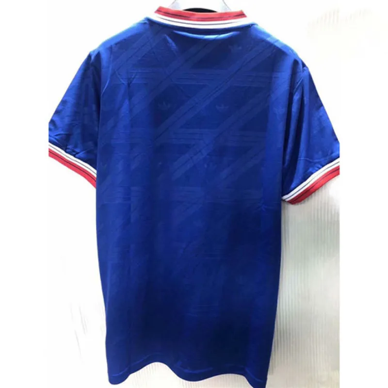Troisième maillot rétro bleu de Manchester United en 1986
