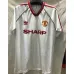 Maillot rétro d'extérieur blanc de Manchester United en 1988