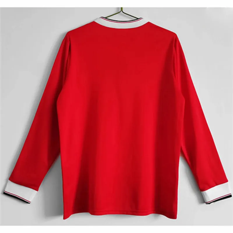 Maillot rétro à manches longues domicile rouge de Manchester United en 1983