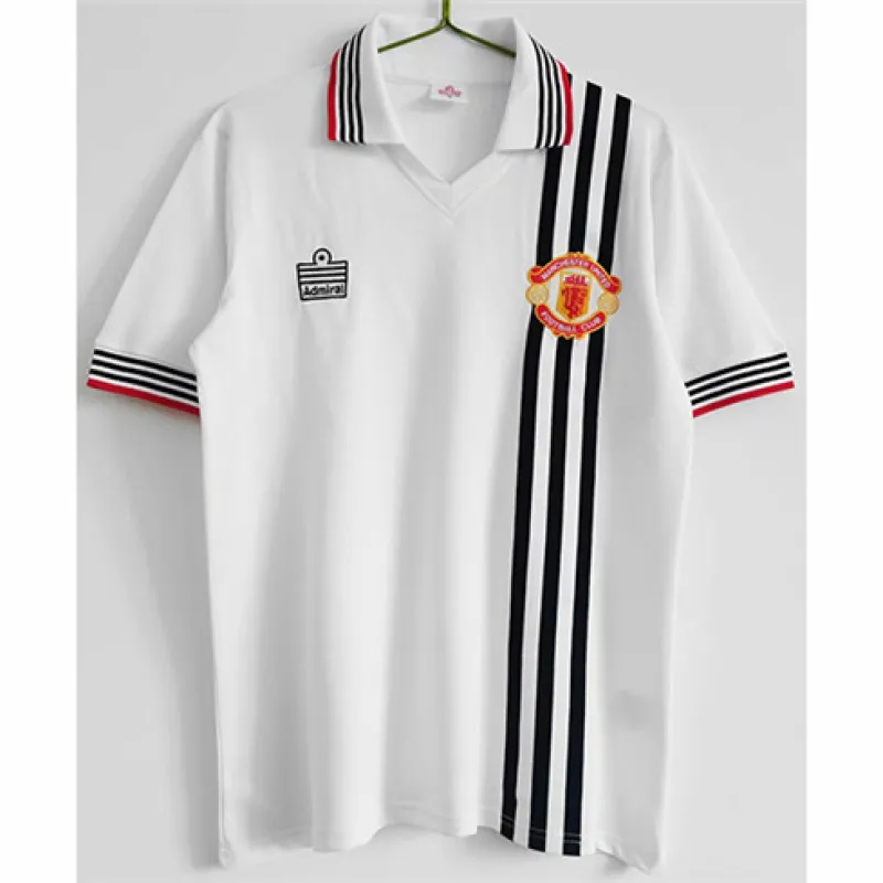 Maillot rétro d'extérieur blanc de Manchester United de 1975 à 1980