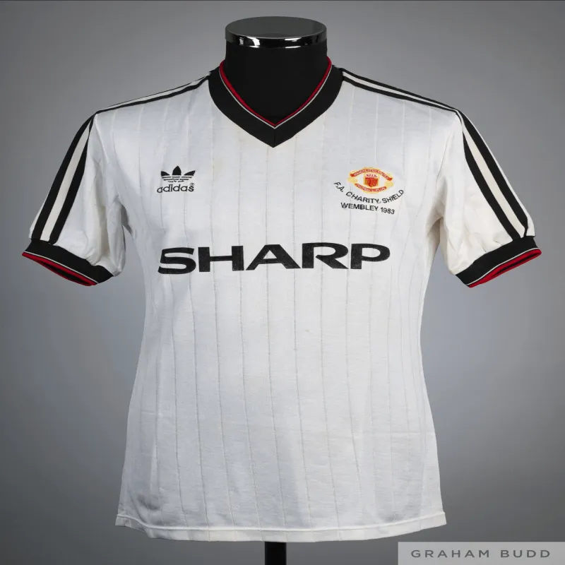 Maillot rétro d'extérieur blanc de Manchester United en 1983