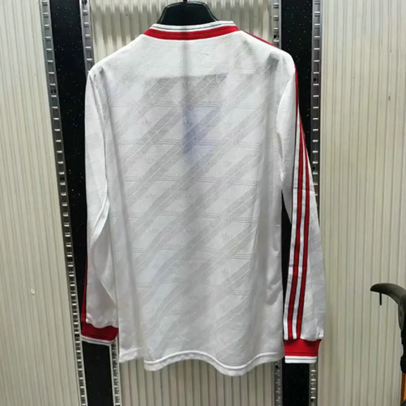Maillot rétro à manches longues d'extérieur blanc de Manchester United en 1986