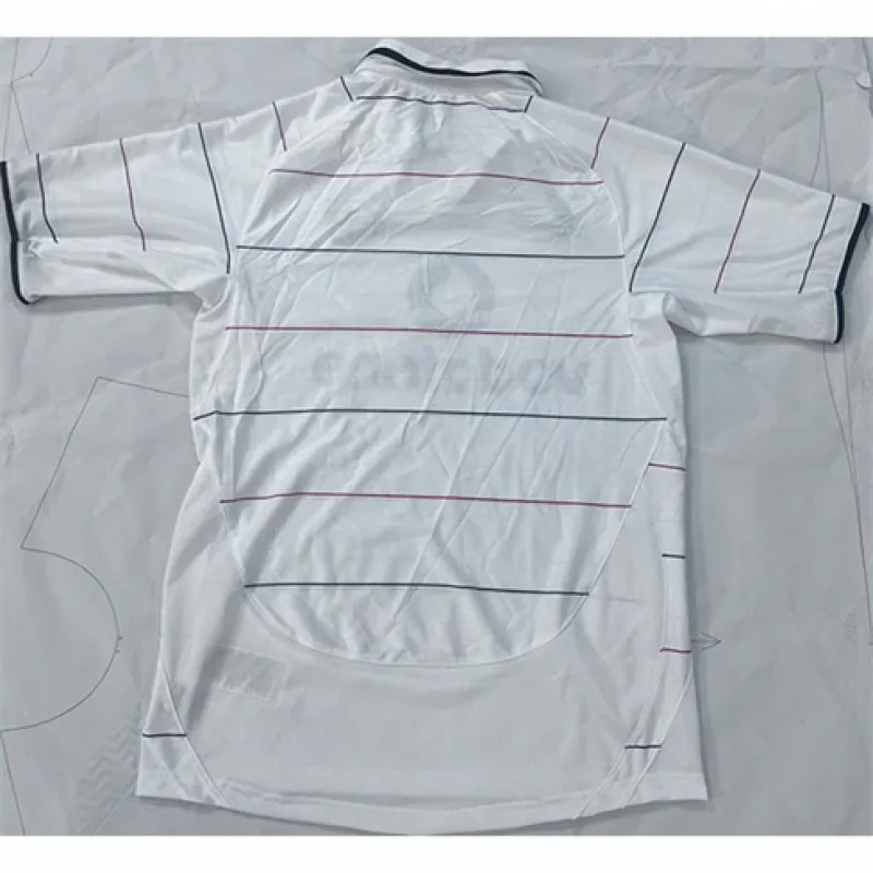 Manchester United Retro Jersey 2004-06 Away - White