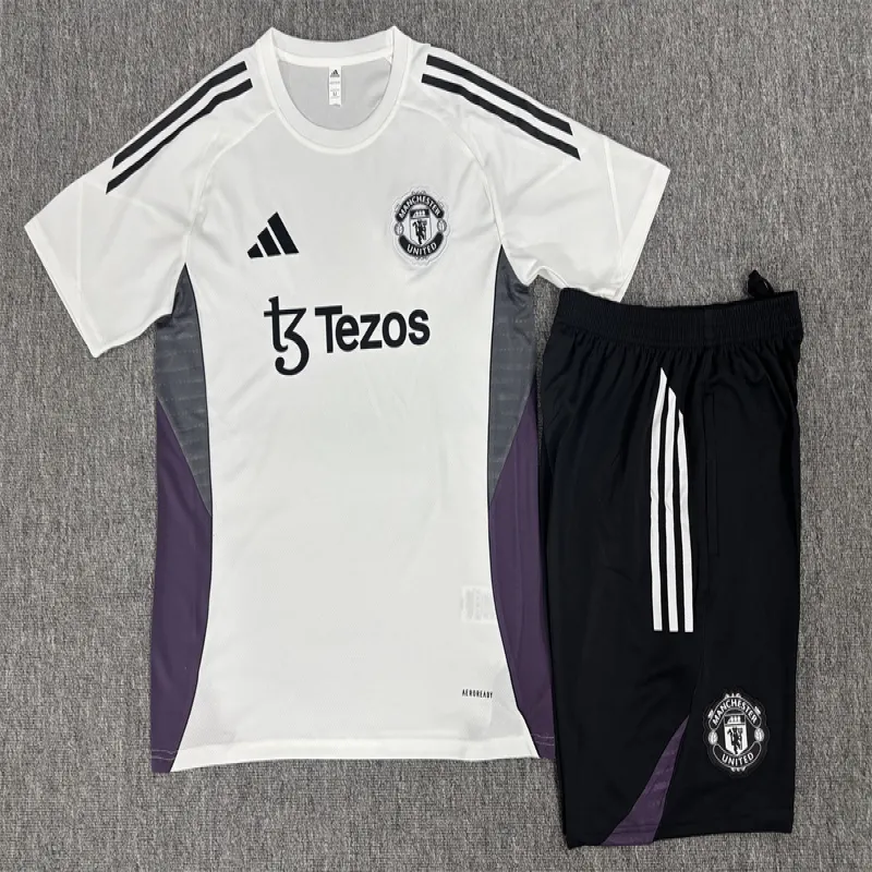 Manchester United 2025/26 Kinder Trainingsanzug weiß
