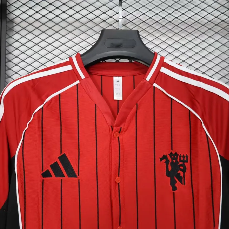 Manchester United Spieler-Trikot Baseball-Edition 2025/26 - Rot
