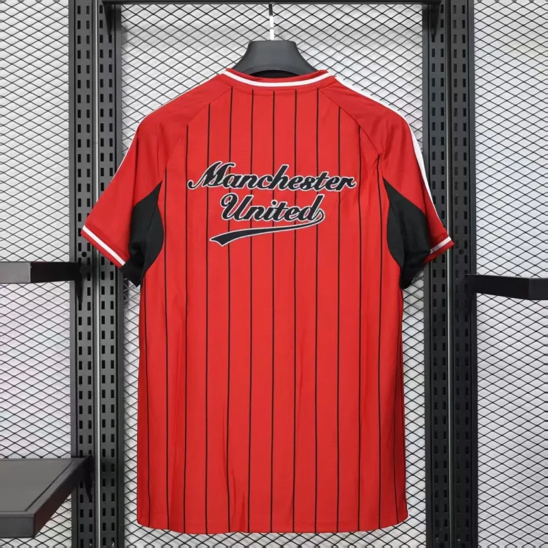 Manchester United Spieler-Trikot Baseball-Edition 2025/26 - Rot