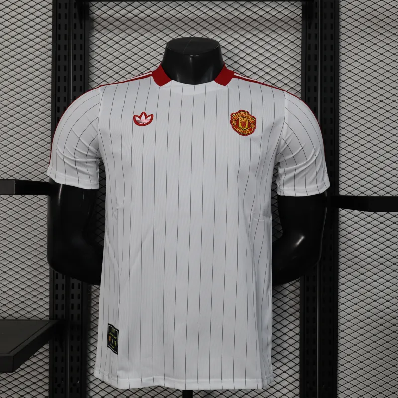 Manchester United Spieler-Trikot Freizeitedition 2025/26 - Weiß