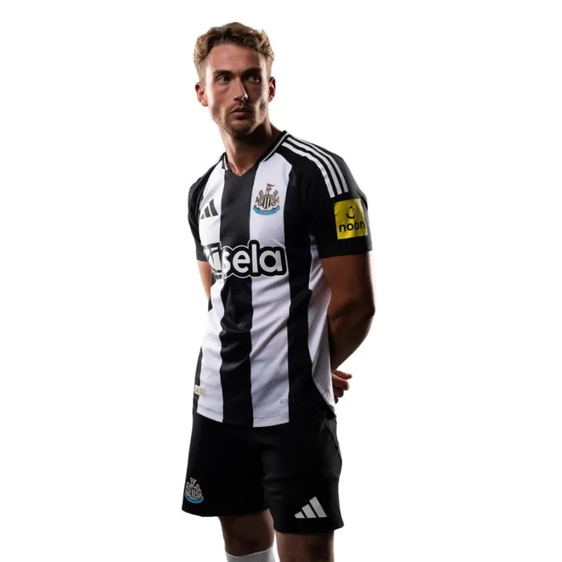 Newcastle United 2024/25 Home Player Jersey - Black/White