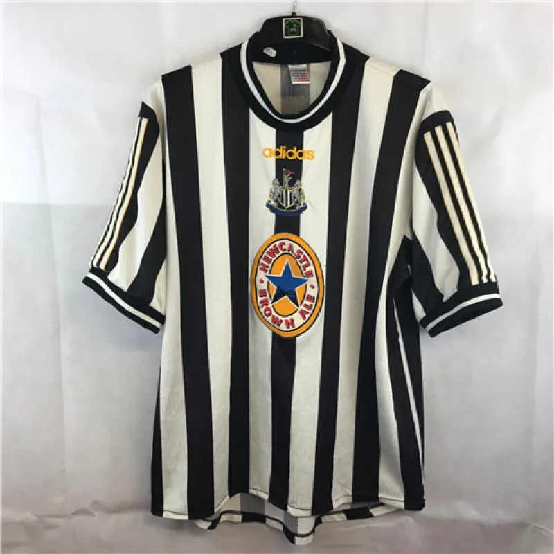 Newcastle United 1997-99 Retro Heimtrikot - Schwarz/Weiß