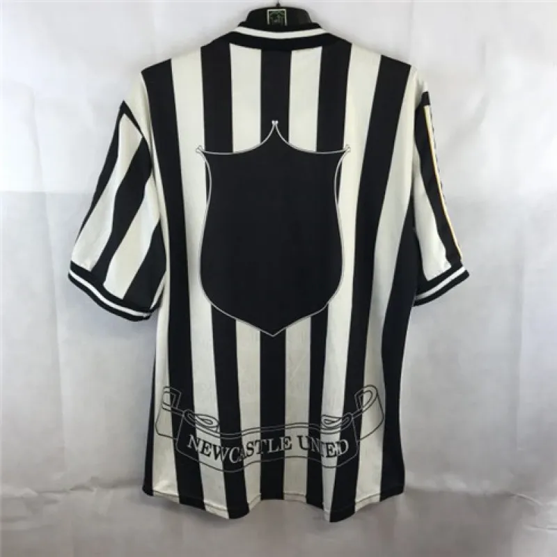 Newcastle United 1997-99 Retro Heimtrikot - Schwarz/Weiß