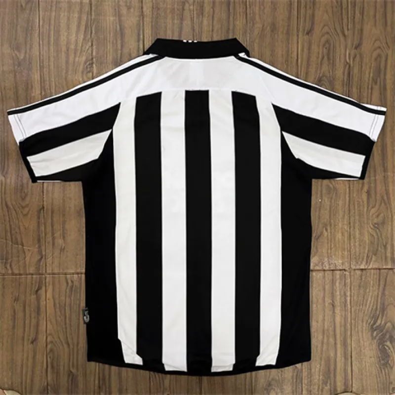 Newcastle United 2003-05 Retro Home Jersey - Black/White