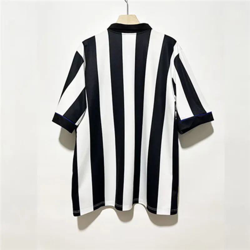 Newcastle United 1993-95 Retro Heimtrikot - Schwarz/Weiß