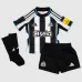 Newcastle United Enfants 2025/26 Kit domicile - Noir/Blanc