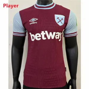 Le maillot domicile - édition joueur - de West Ham United pour 2024/25 - Rouge