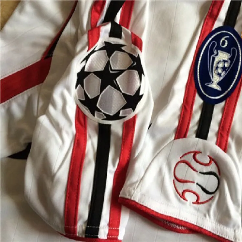 Camiseta retro de visitante del AC Milan en la final de la Liga de Campeones UEFA 2006/07 - Blanca