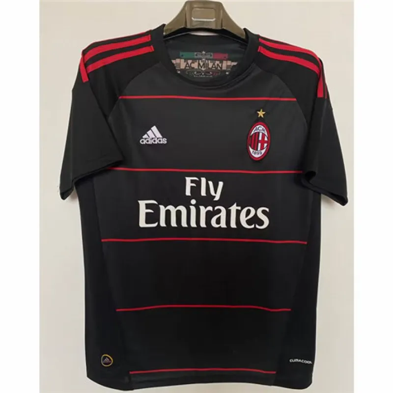 Camiseta retro tercera del AC Milan 2010/11 - Negra