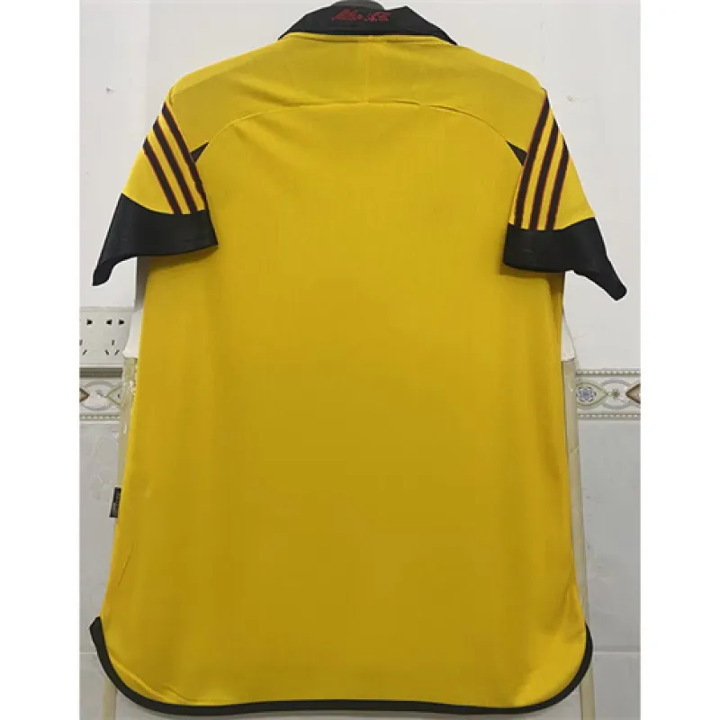 Camiseta retro de fuera del AC Milan 1999/00 - Amarilla