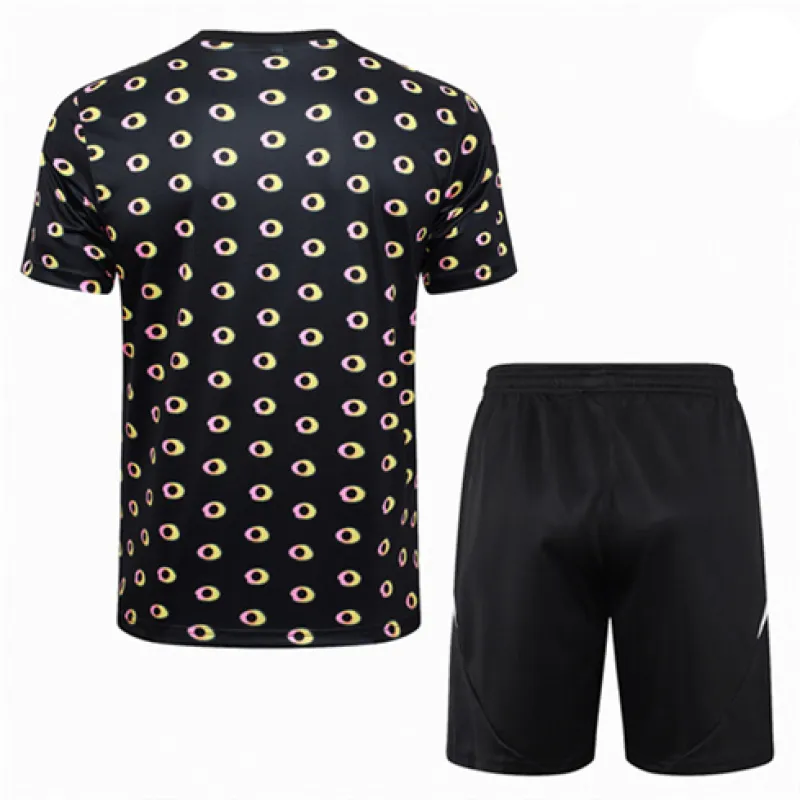 Juventus 2024/25 Trainingsjersey + Shorts - schwarz