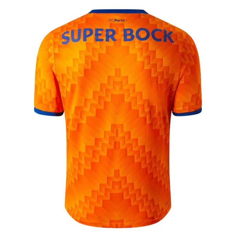The 2024/25 away kids' jersey of FC Porto - Orange