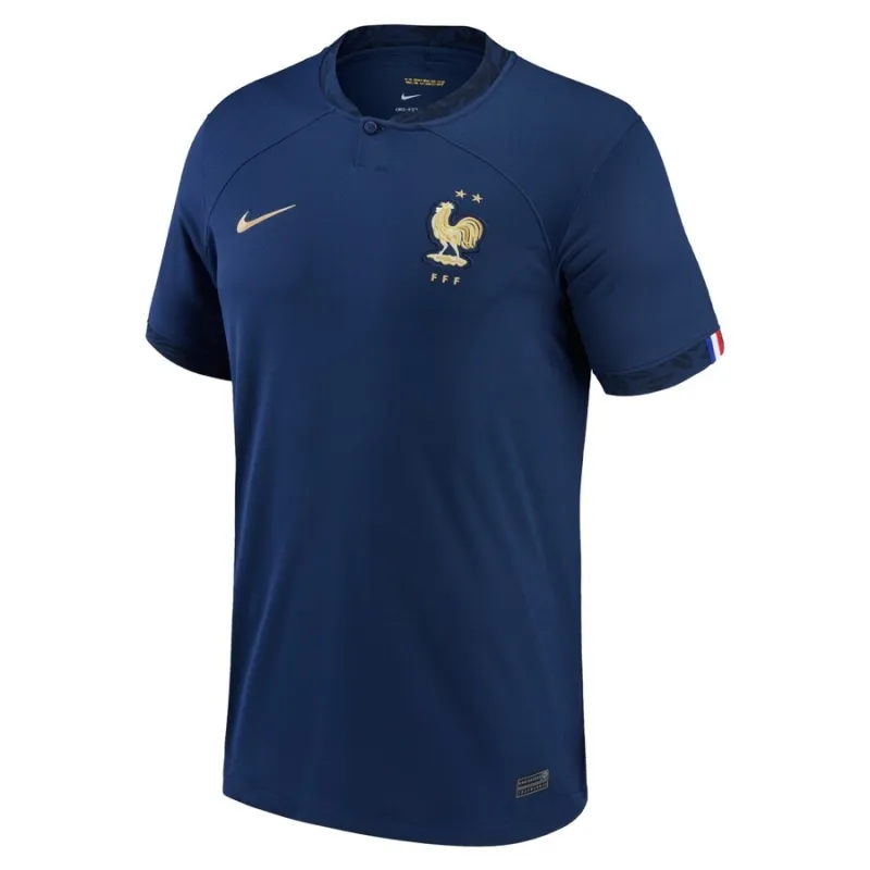 La maglia della squadra francese per la Coppa del Mondo 2022 in campo - Blu
