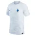 Le maillot d'extérieur de l'équipe de France pour la Coupe du Monde 2022 pour les joueurs - Blanc